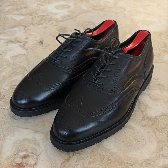 Roots Wingtip Leather Oxfords Brogues - As New - Picture 3 of 14
